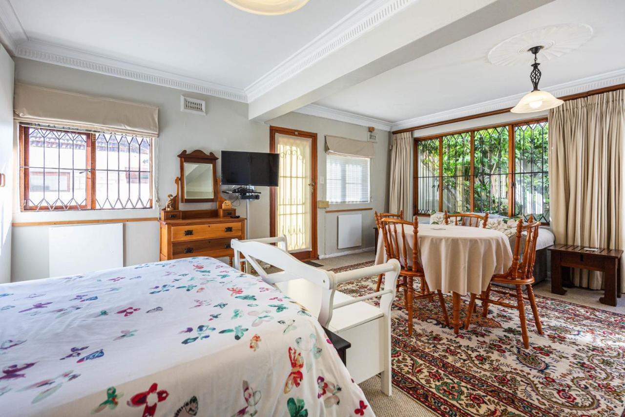 Applegarth B&B And Self-Catering Studios Cape Town Bagian luar foto